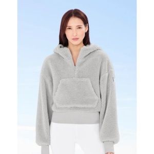 COPY - Alo yoga sherpa pullover